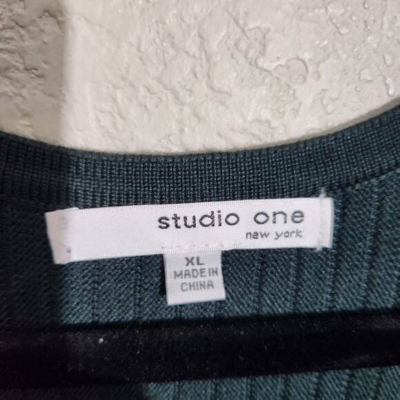 Studio One New York Dress Womens XL Ribbed Knit Button Detail Midi Fit Flaire - Picture 2 of 13